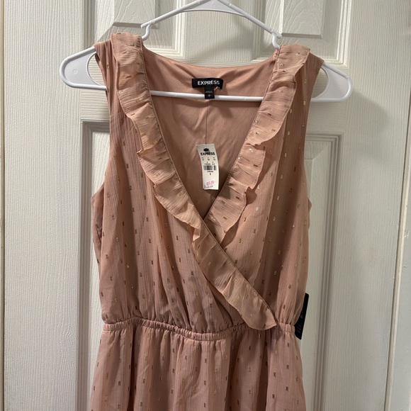 Express Ruffle Detail Maxi Dress in Soft Pink - Picture 3 of 7